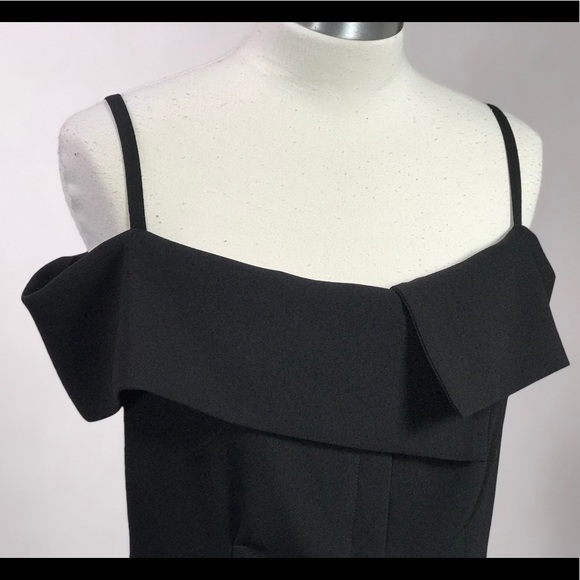 Theory Bertson Elevate Cold-Shoulder Top in Black - Picture 5 of 8